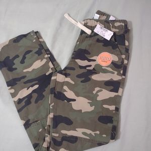 The Children's place camo pants size 10